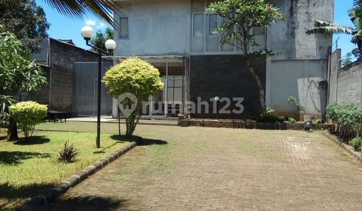 Dijual Rumah 2 Lantai Lt 896 bisa Unt Usaha di Nusaloka Bsd