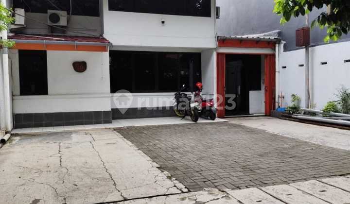 Dijual Butuh Cepat Rumah Kantor 2 Lantai Lokasi Strategis Selangkah ke MRT Jakarta Selatan Dijual Butuh Cepat Rumah Kantor 2 Lantai Lokasi Strategis Selangkah ke MRT Jakarta Selatan