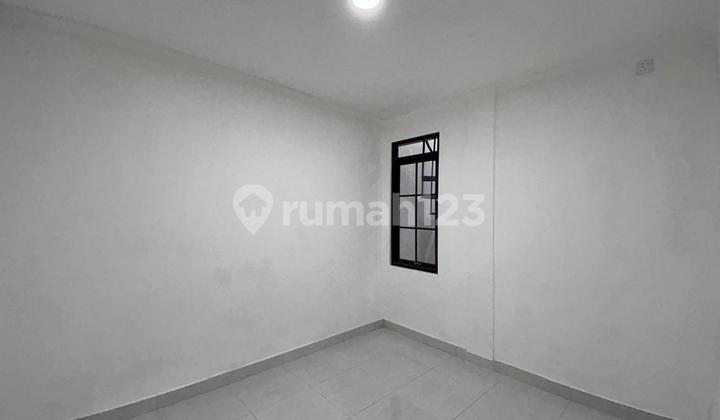 1-Story Fully Renovated House in Villa Dago Pamulang 2