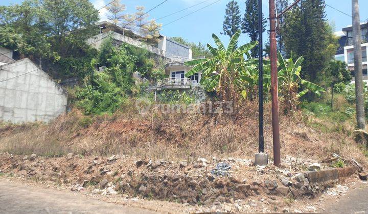 Rumah baru, dijual hitung tanah saja 2