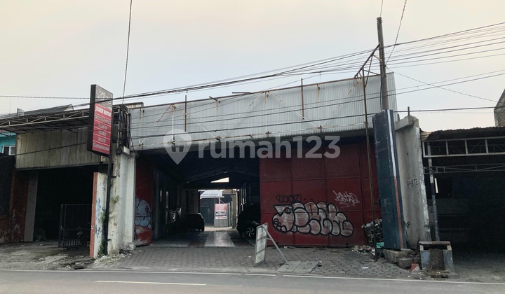 For Rent, Former Workshop, Raya Prapen