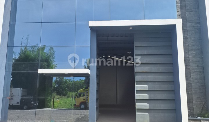 Fortune Warehouse Block C, Tambak Sawah (Tropodo), Waru, Sidoarjo. Single-story Warehouse, Two-story Office. Fortune Warehouse Block C, Tambak Sawah (Tropodo), Waru, Sidoarjo. Single-story Warehouse, Two-story Office.