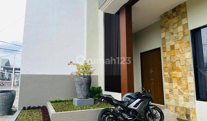 Rumah 2 Lantai Kolam Renang Dekat Kampus Suhat Malang Dan Batu 2