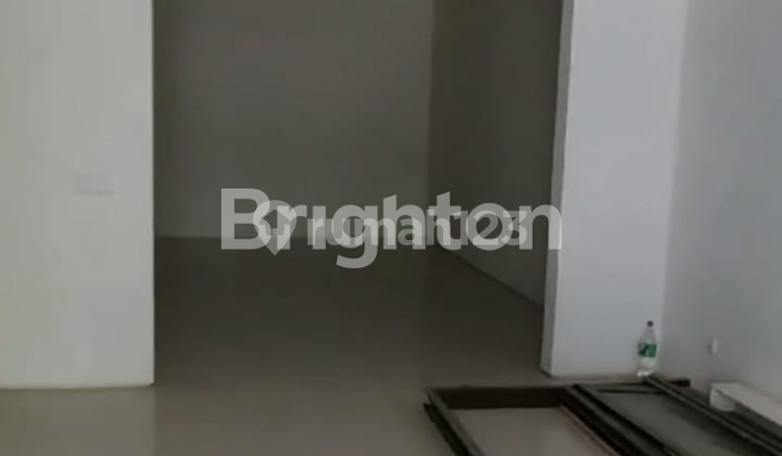 BARU RENOV RUMAH 2,5 LANTAI CITRALAND TAMAN PUSPA RAYA !! 2