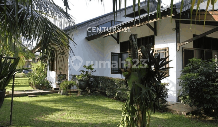 Dijual Rumah Hitung Tanah Lokasi Strategis Dekat dengan Bintaro