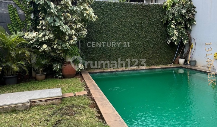 Dijual Exclusive Rumah Ada Kolam Renang Di Kebayoran Bintaro 2