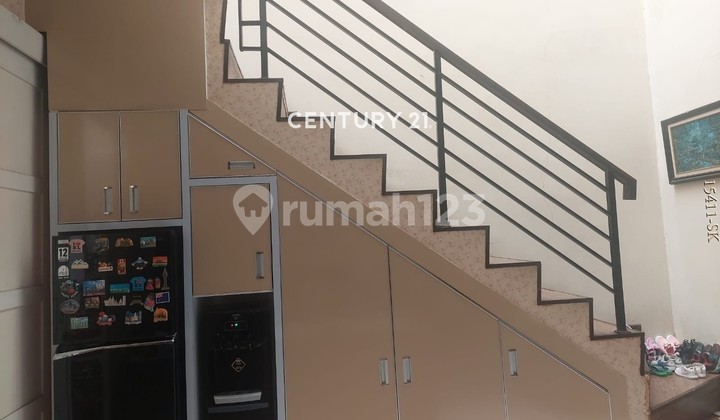 For Sale 2-Story Ready-to-Occupy House in Sector 3 Bintaro Jaya