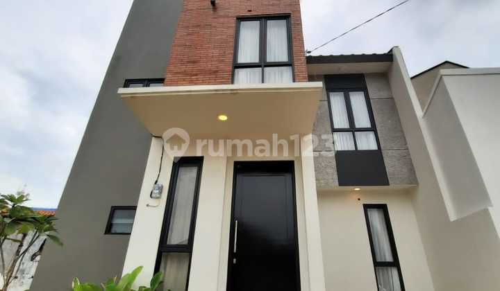 Almeria Town House Rumah Mewah Dekat Tol Cisalak Raya Bogor Juanda Depok  1