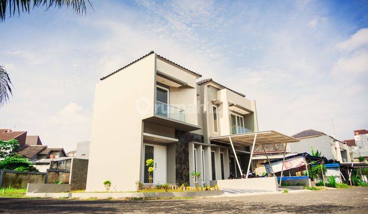 Rumah Mewah 2 Lantai Dijalan Curug Agung Tanah Baru Beji Depok Ui 2