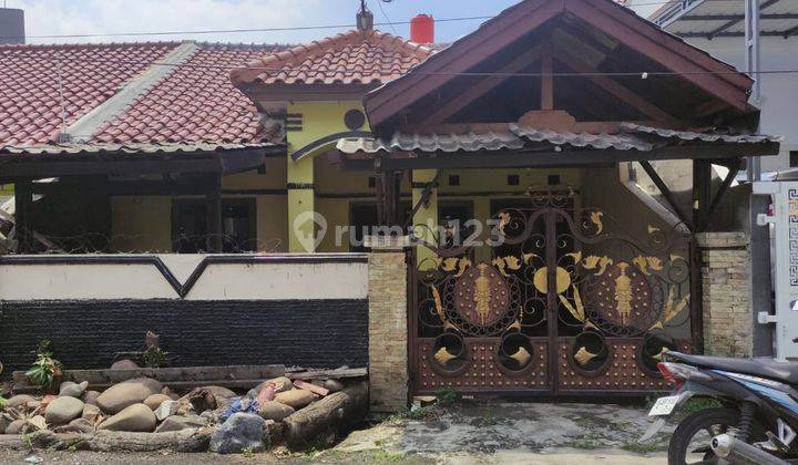 Disewakan Rumah Luas Di Harapan Indah Bekasi 1