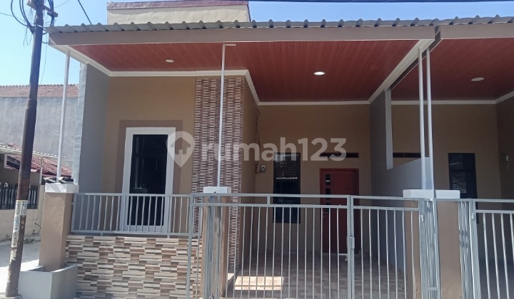 Rumah 3 Kamar Tidur Di Harapan Indah Bekasi 1