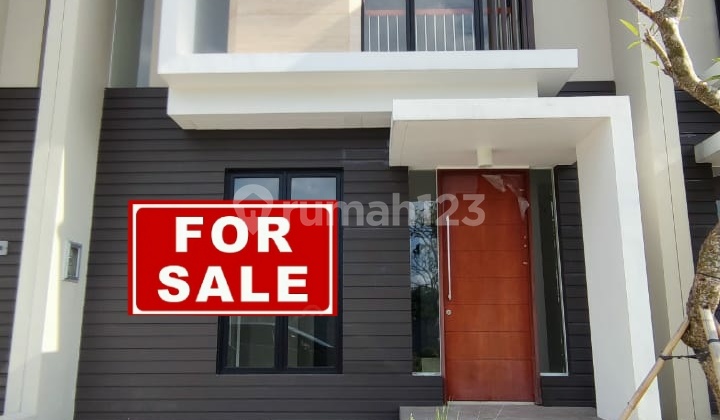 Move-in Ready Citraland House Near Grand Pakuwon and Graha Natura 1