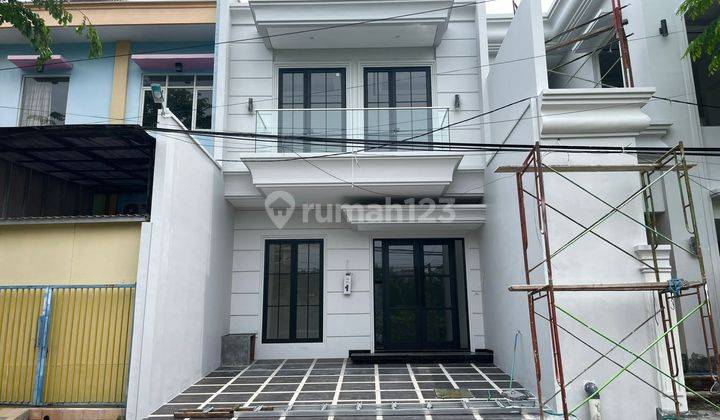 RUMAH MINIMALIS BARU AREA MANYAR DKT GALAXY MALL DAN PAKUWON CITY 1