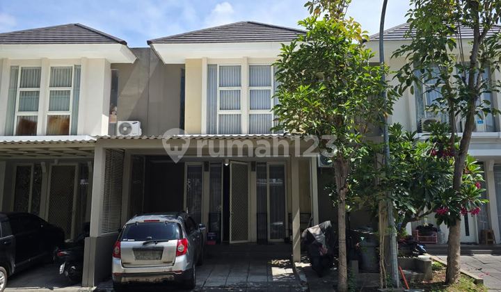 Minimalist Fully Furnished House at Greenlake Citraland, Close to Pakuwon. 1