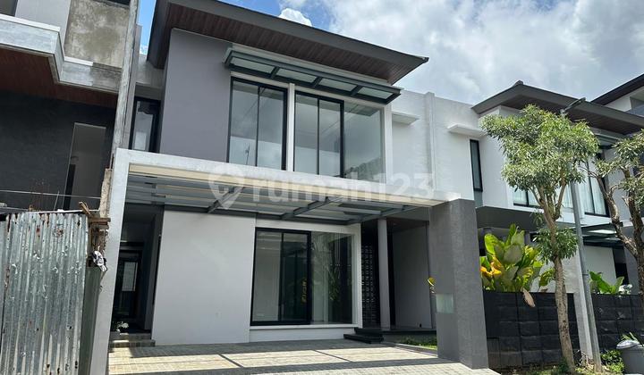 Rumah Modern Minimalis Baru Citraland Dekat Graha & Pakuwon Indah Rumah Modern Minimalis Baru Citraland Dekat Graha & Pakuwon Indah