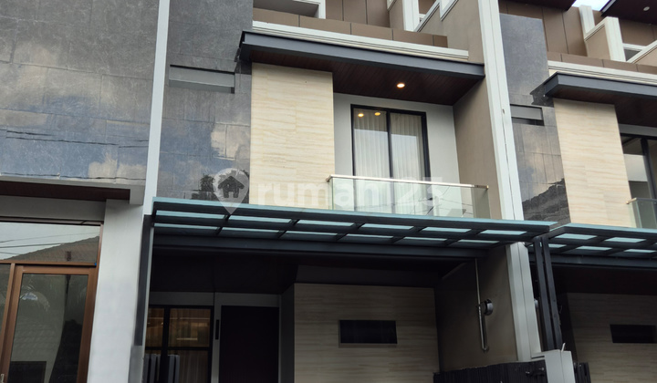 Rumah Baru Minimalis Dukuh Kupang Dkt Ciputra World & Pusat Kota Rumah Baru Minimalis Dukuh Kupang Dkt Ciputra World & Pusat Kota