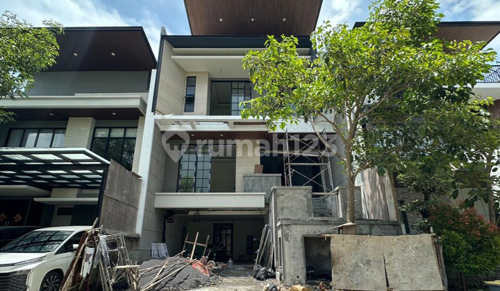 New Minimalist 3-Story House in Citraland Near Graha & Pakuwon