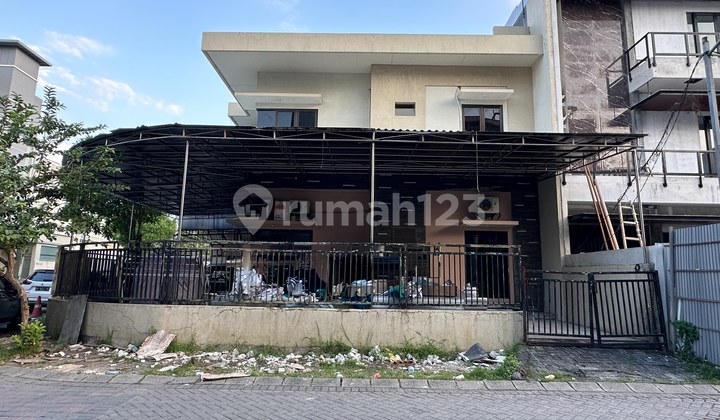 Active Kos in Citraland near Ciputra University and Pakuwon Mall. 1