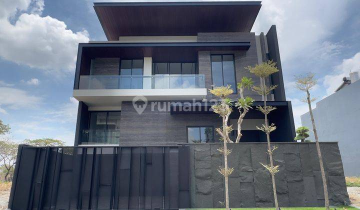 Rumah Mewah Baru Split Level Citraland Dekat Pakuwon Indah, Graha