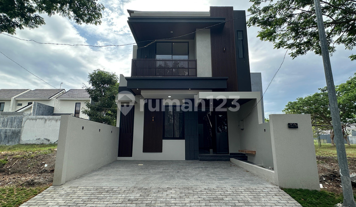 Rumah Minimalis Citraland Dekat Grand Pakuwon, Graha Dan Gwalk