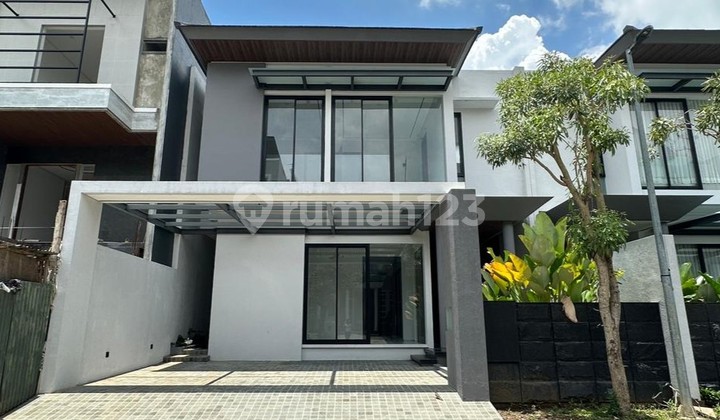 Rumah Modern Minimalis Baru Citraland Dekat Graha & Pakuwon Indah Rumah Modern Minimalis Baru Citraland Dekat Graha & Pakuwon Indah