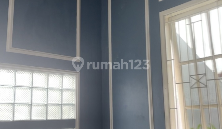 Rumah Siap Huni Ceiling Tinggi Dalam Perumahan Daerah Cipadu