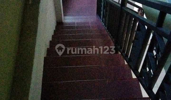 Dijual Ruko 2 Lantai di Jalan Danau Sentarum No. 89, Pontianak