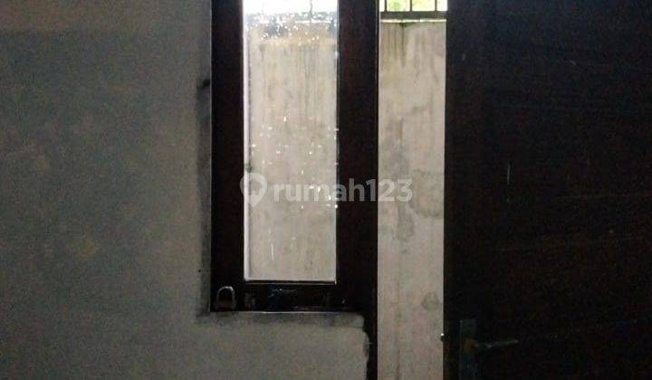 Dijual Ruko 2 Lantai di Jalan Danau Sentarum No. 89, Pontianak