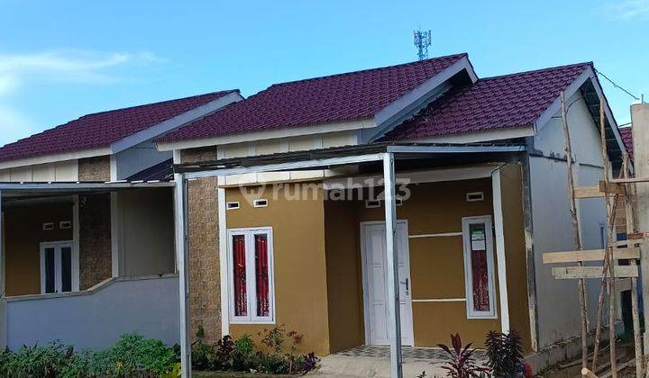 Nikmati rumah dengan pemandangan pegunungan 1