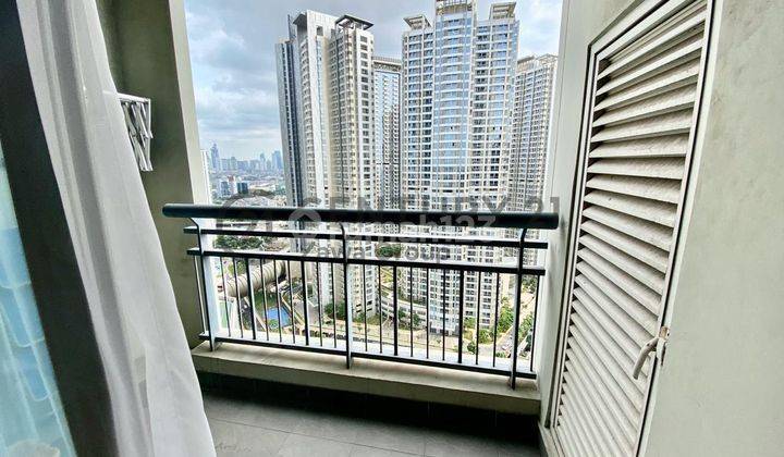 Disewakan Apartemen Central Park di Tanjung Duren Jakarta Barat Furnished 2