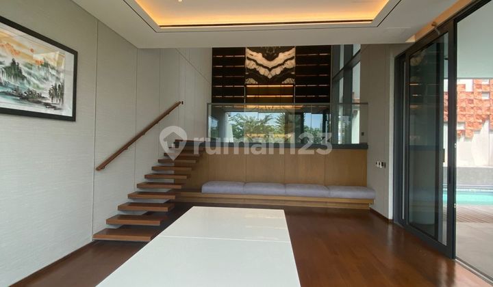 Rumah Mewah, Cantik Bergaya Tropical Siap Huni 2