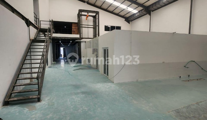 Gudang Rapi Dan Bersih Di Laksana Business Park Gudang Rapi Dan Bersih Di Laksana Business Park