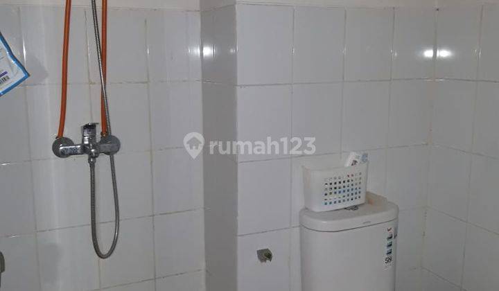 Satu unit apartemen di Emerald tower furnished  5
