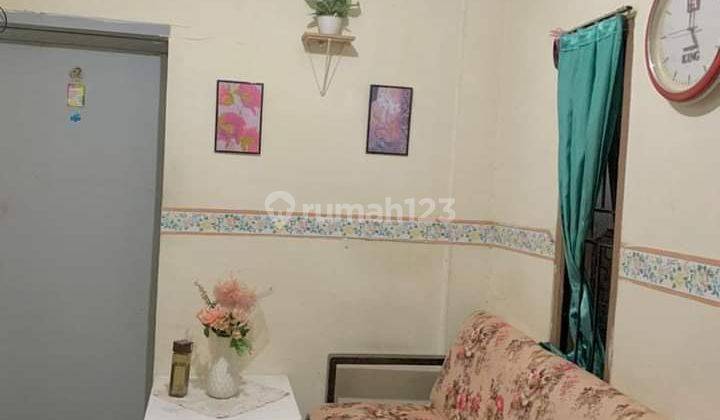 Rumah kost-kostan, ada 11kmr , tersewa 10kmr 2