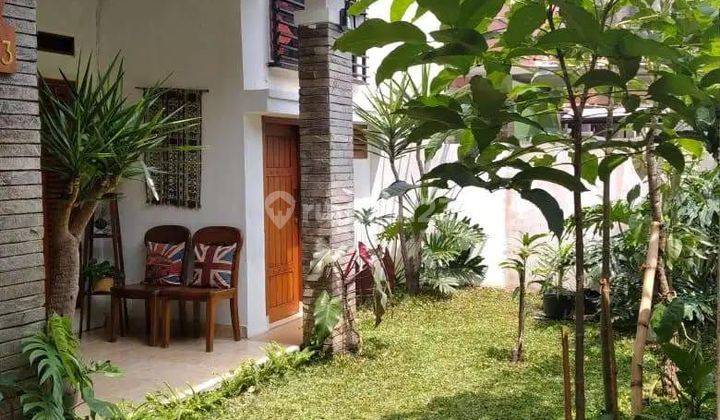 Rumah dijual dengan furnish, asri , cantik nyaman , condusive 2