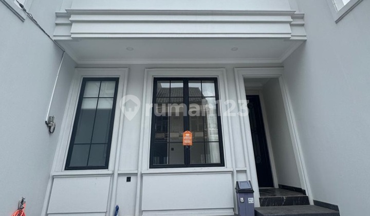Nice New House Brand New European Model North Facing Janur Kuning Kelapa Gading