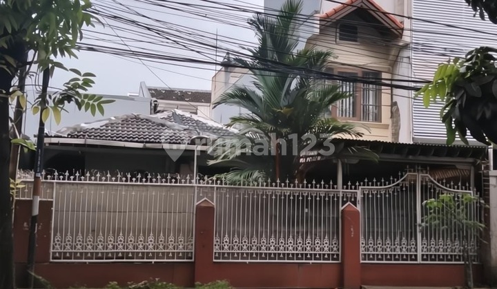 Cheap House 10X20 Busy Main Road North Facing Kelapa Gading