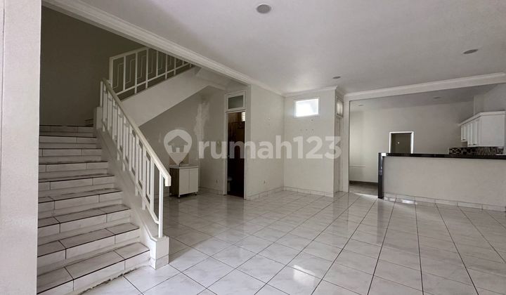 Murah Rumah 2 Lantai 7x20 Rapi Gading Kirana