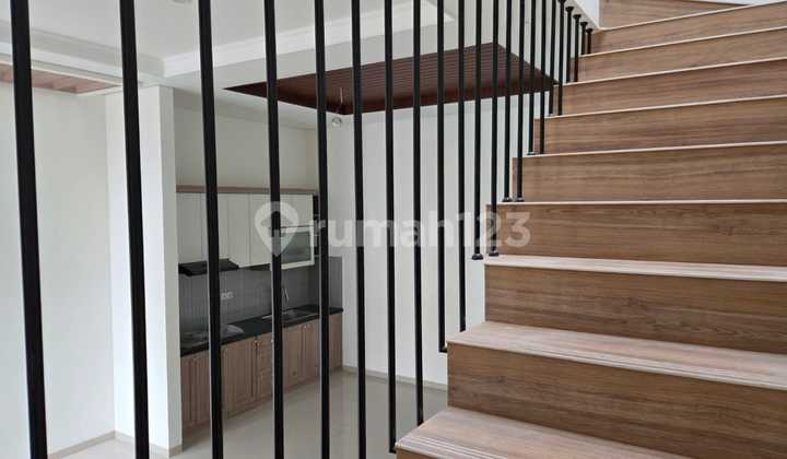 Murah Rumah Baru Bebas Banjir Brand New 2 Lantai Rawamangun Jakarta Timur 2