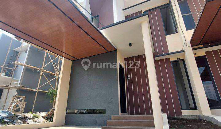 Rumah Modern 2 Lantai Dekat Kampus Ub Dan Umm 2