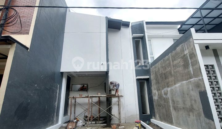 Rumah 2 Lantai Strategis Dekat Kampus Ub, On Progres