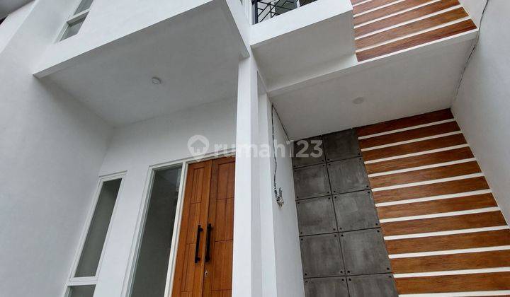 Rumah Modern 2 Lantai Dekat Kampus Di Lowokwaru Malang 1