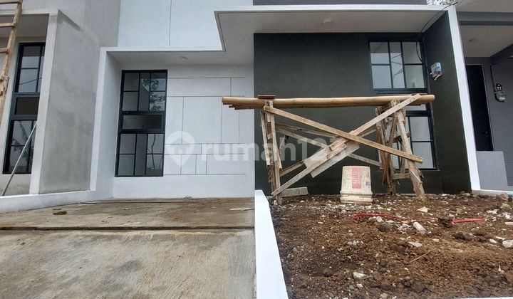 One-Story House Strategic Location Near Kanjuruhan University Malang One-Story House Strategic Location Near Kanjuruhan University Malang