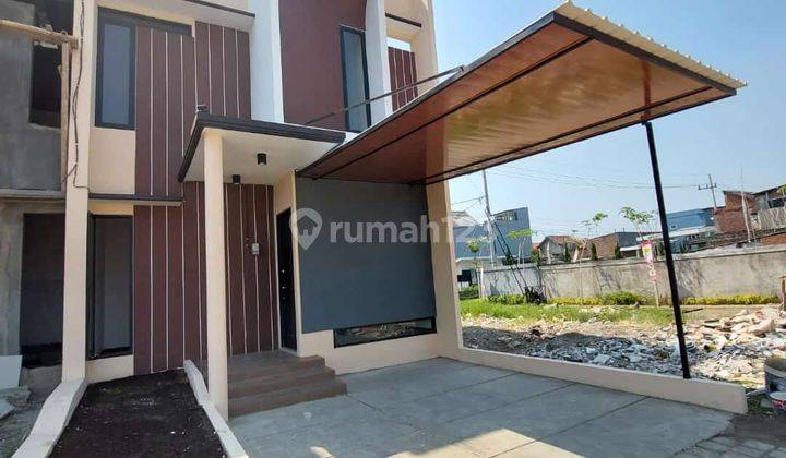 Rumah 2 lantai dgn 3 kamar tidur free biaya pajak