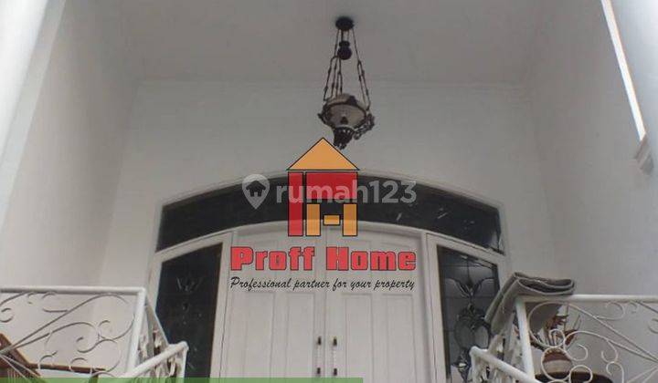 Rumah Strategis Di Daerah Cipete Dekat Mrt, Nempel Urban Forest