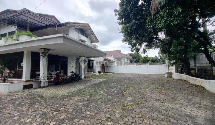 Rumah Hook di Pondok Indah Strategis SHM Untuk Usaha 1