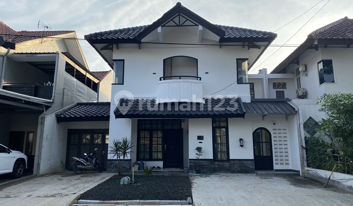 Active CoLiving with Attractive Income For Sale