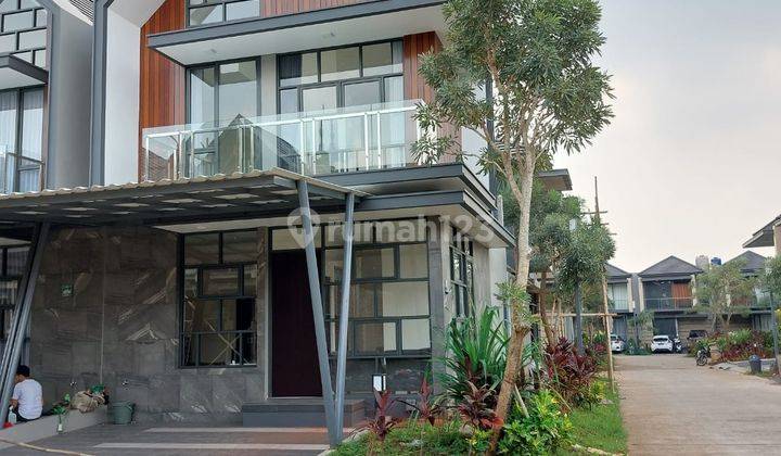 Rumah 2 lantai Super keren dekat stasiun parung panjang 17