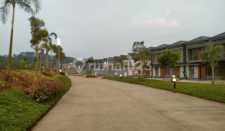 Rumah cantik 3 kamar tidur Dekat BSD city