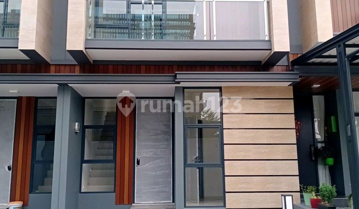 Rumah 3 Kamar Tanpa DP, Dekat Stasiun Kereta BSD City